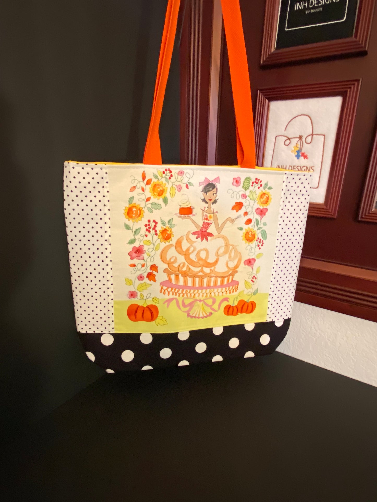 Tote-ally Autumn Tote